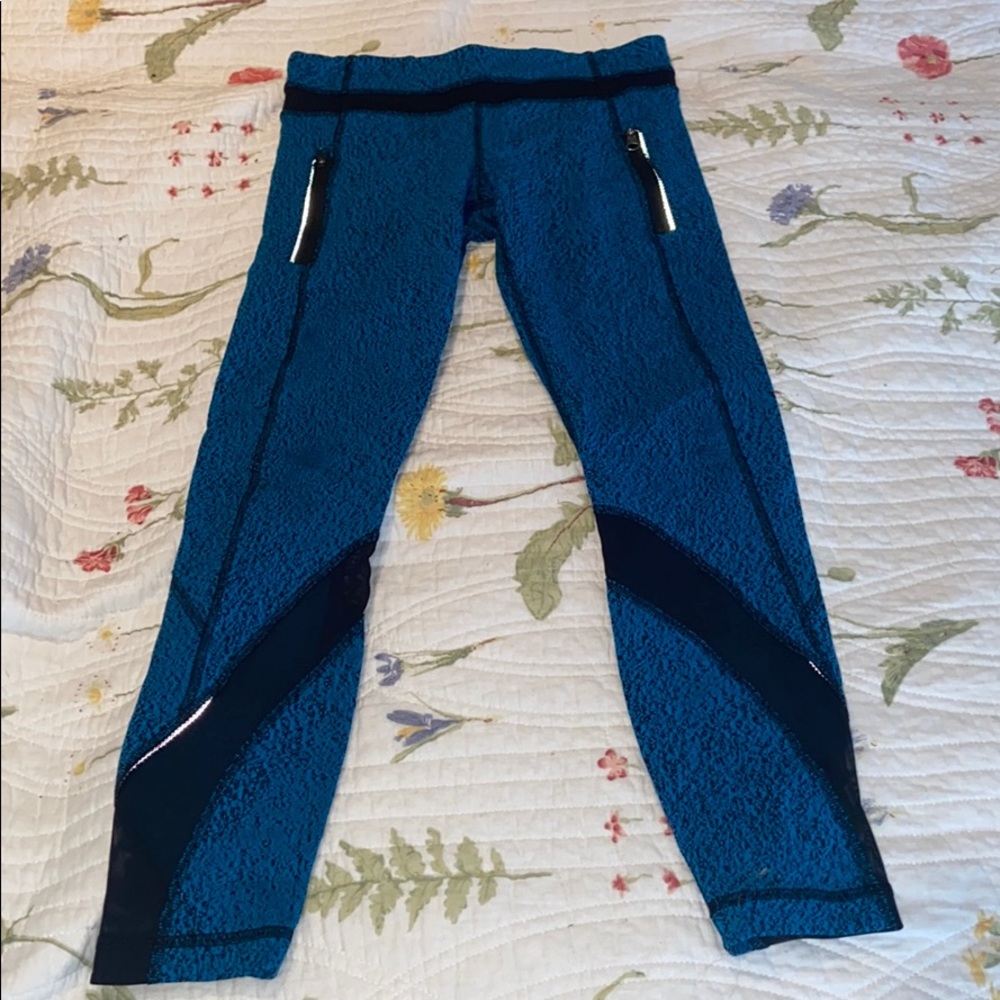 Limited Edition Blue Pattern Lululemon leggings